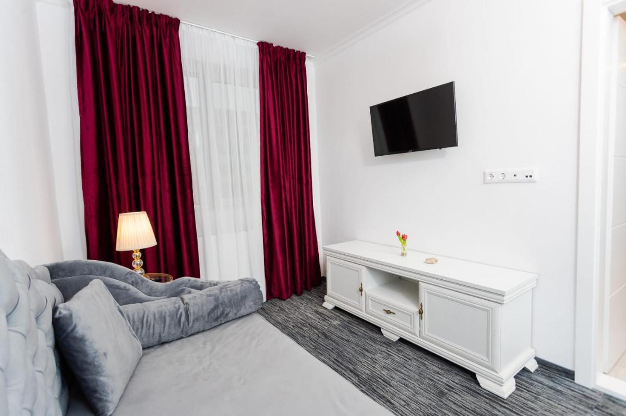 Apartament Carolyne Bistrita  Ngoại thất bức ảnh